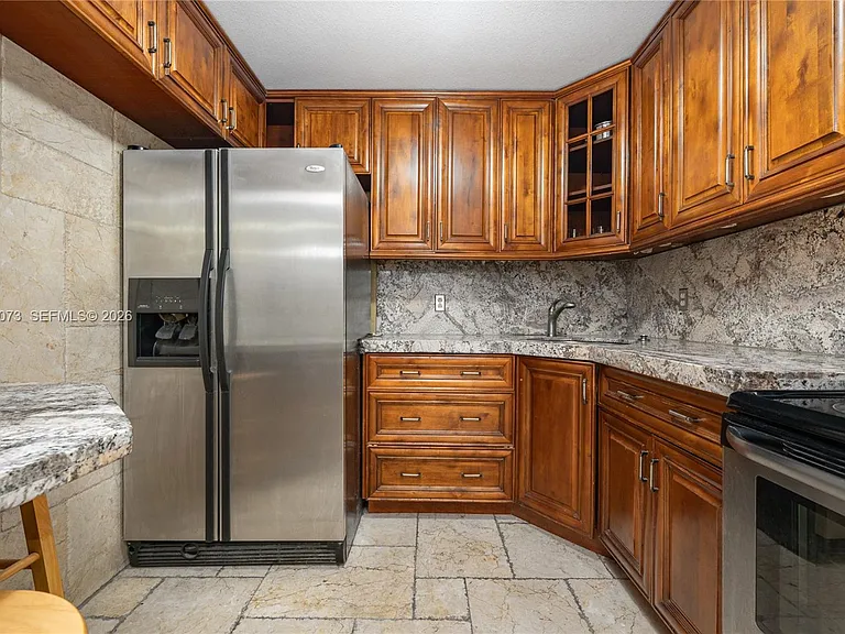 701 Three Islands Blvd #206 — Photo 4