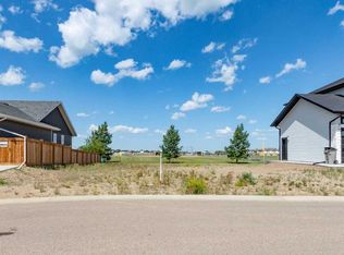 6926 Meadowview Dr, Stettler, AB T0C 2L1