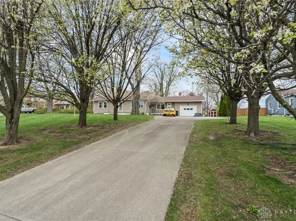 469 Stonequarry Rd, Vandalia, OH 45377