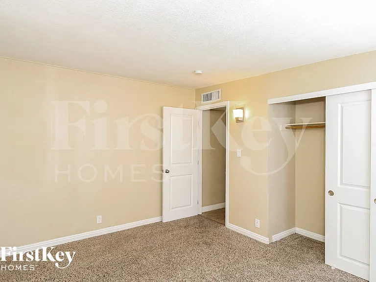 5119 Margo Dr — Photo 10