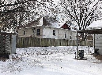 4th image of 804 River Ave