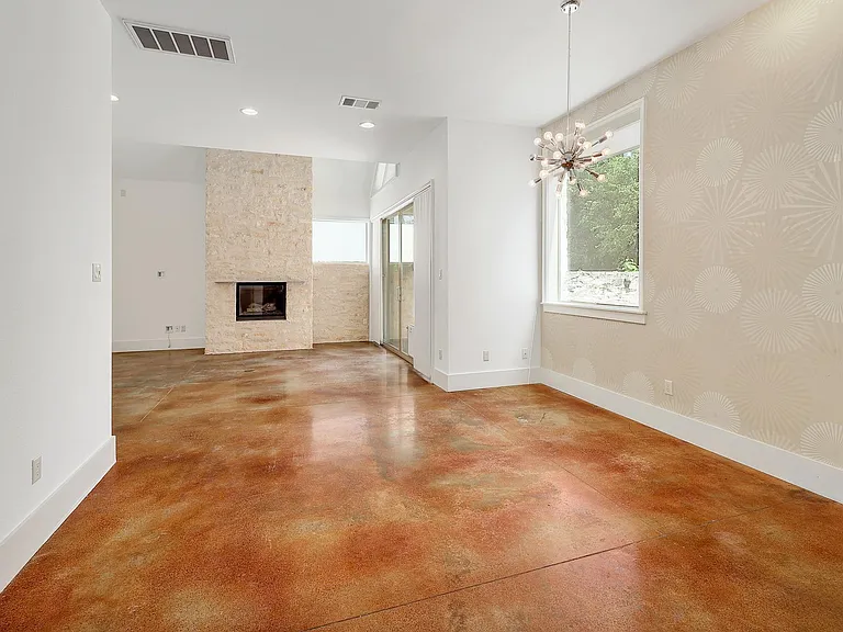 1601 Houston St #3 — Photo 11