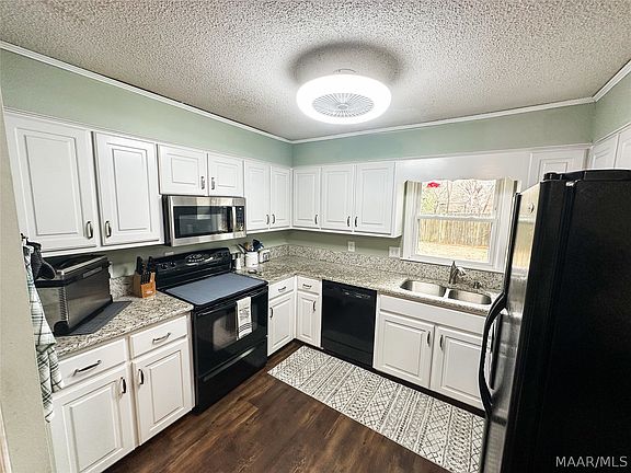 5th image of 6118 Margo Pl