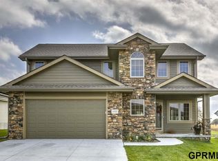 1435 Callahan Dr, Council Bluffs, IA 51503