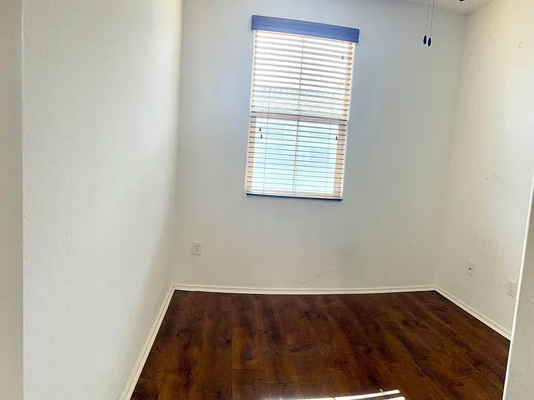 2330 E Huntington Dr #103 — Photo 7