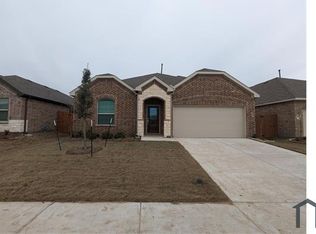 3912 Hometown Blvd, Heartland, TX 75126