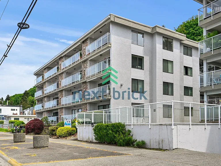 2104 Alki Ave SW #306 — Photo 33