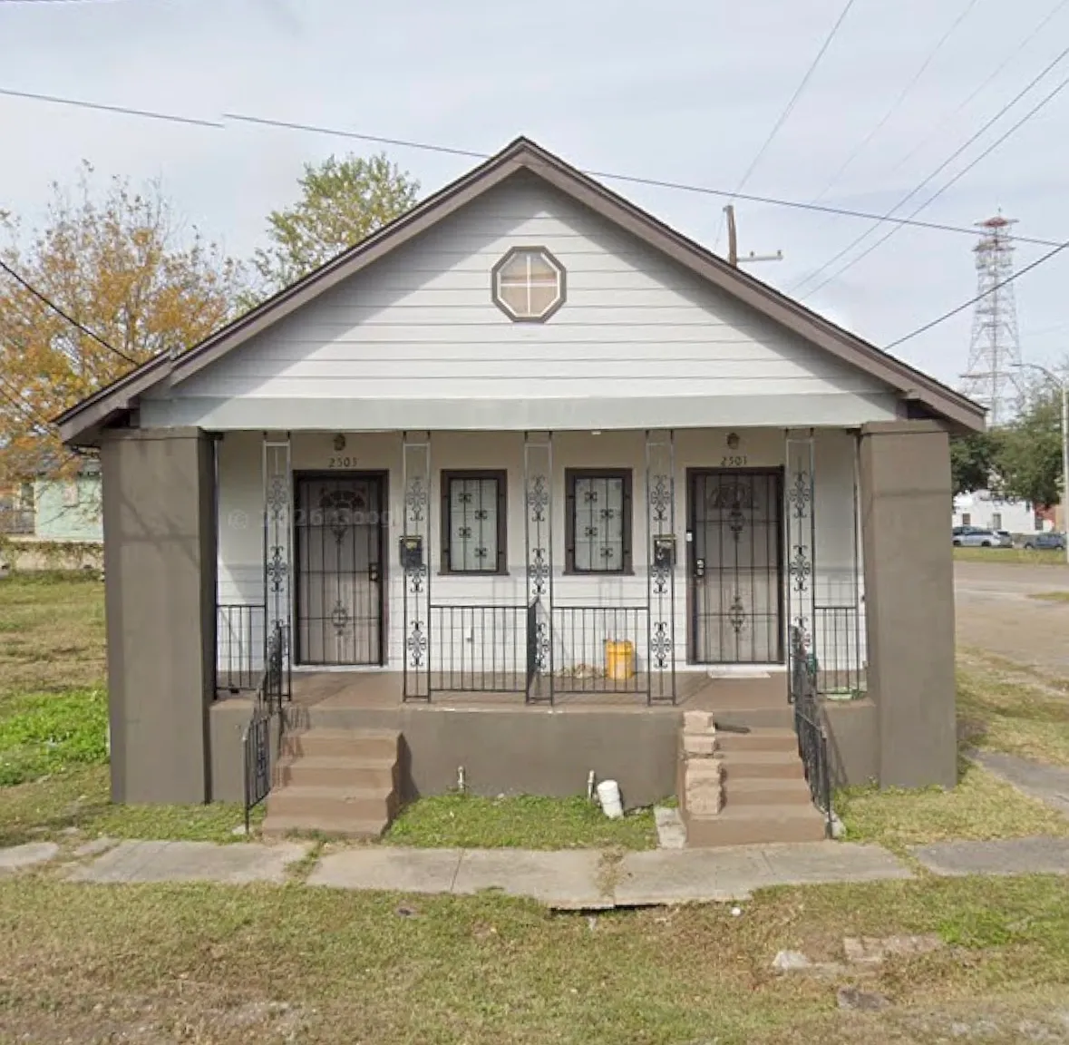2 bed, 900 sqft, $1,639 — Photo 1