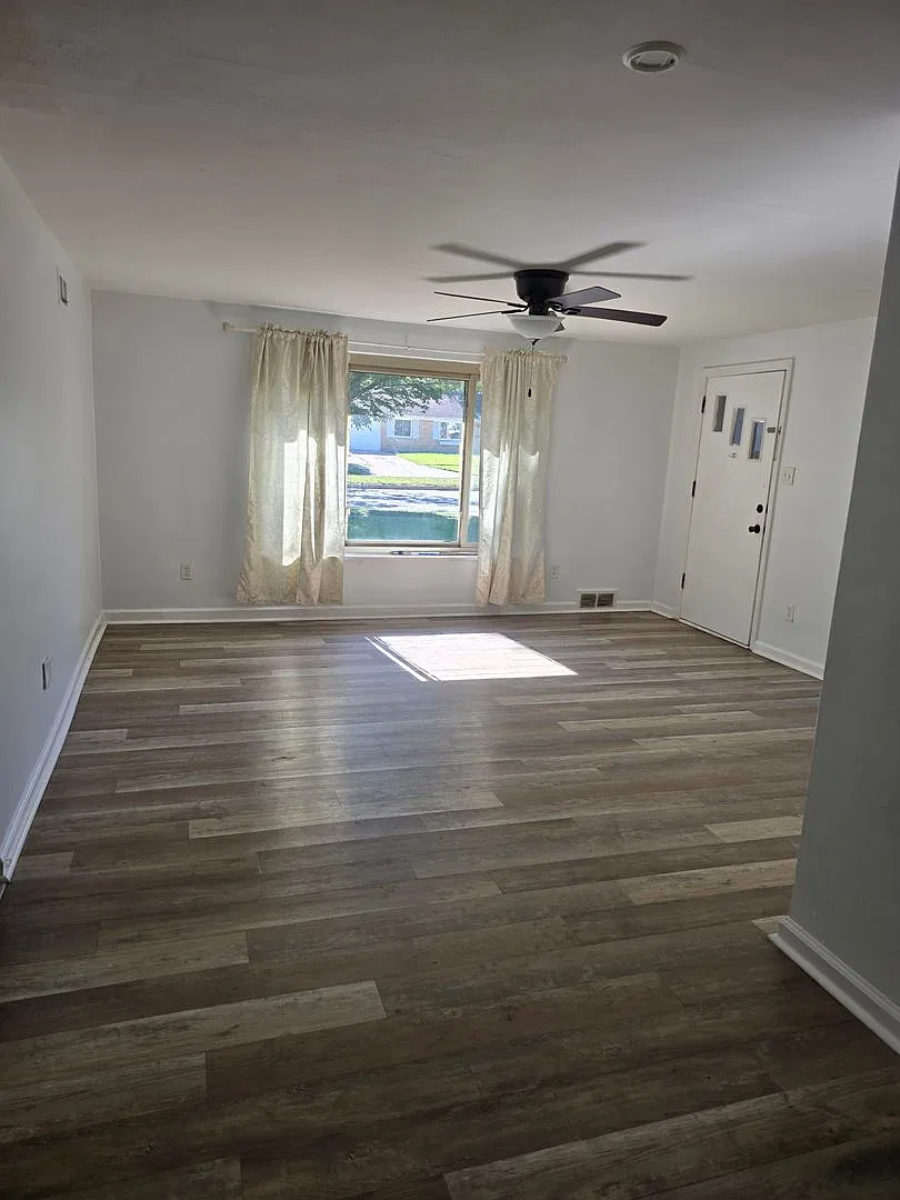 Kettering Single Family Home for Rent — Photo 4