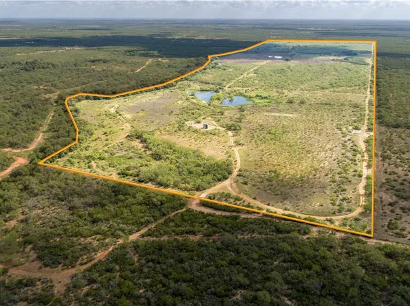 0 Bluntzer Rd, Jourdanton, TX 78026