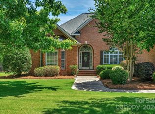 1905 Grigg Ln, Waxhaw, NC 28173