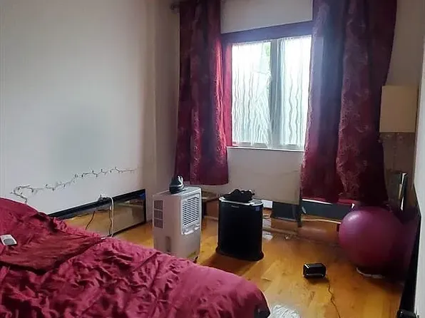 342 53rd Street image 6 of 12