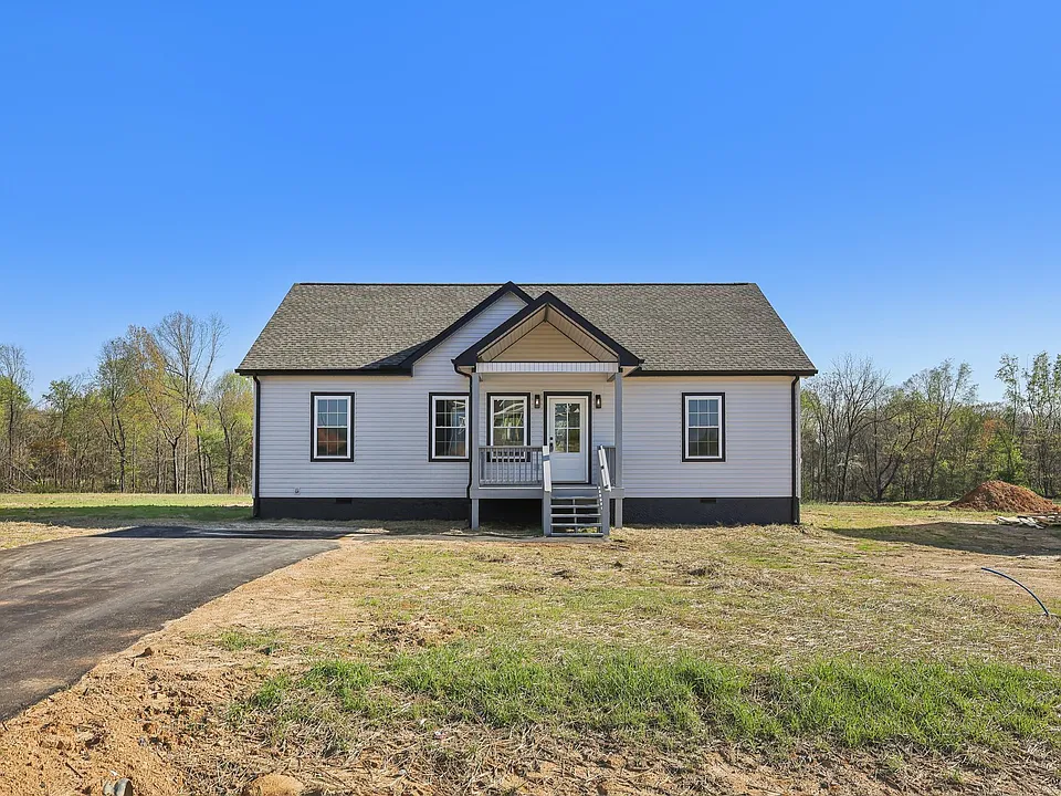 200 Amos Cir