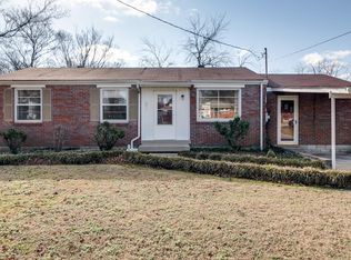 379 Strasser Dr, Nashville, TN 37211
