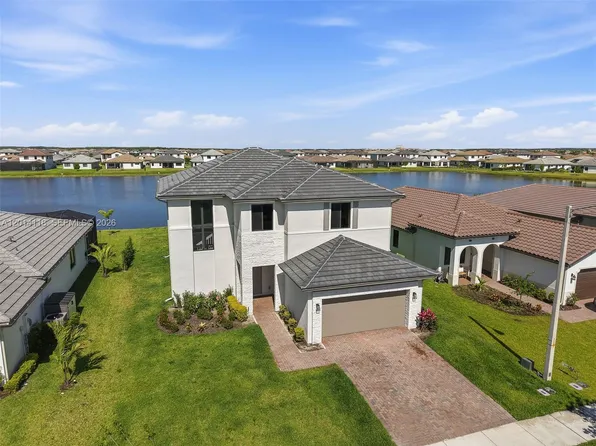5023 Ofanto Ln, Immokalee, FL 34142