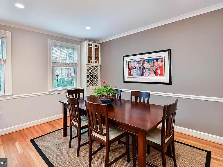 835 New Hampshire Ave NW — Photo 4