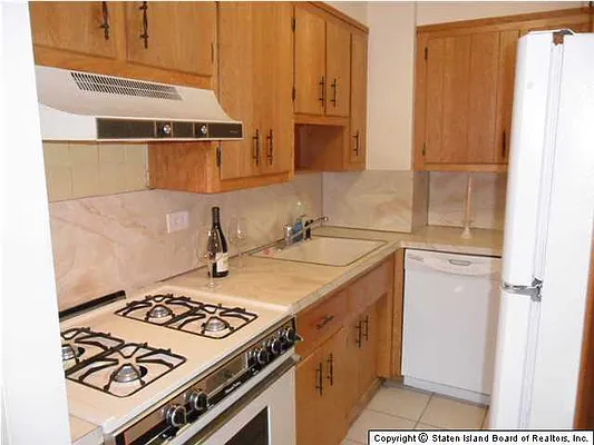 Sold by Neuhaus Realty, Inc. | media 22