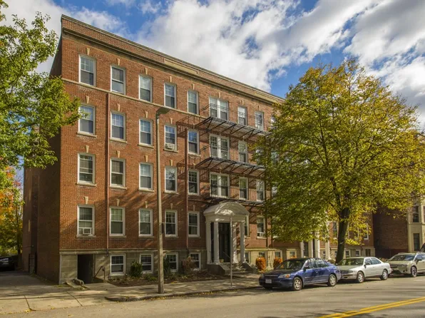 288 Chensut Hill Ave, Brighton, MA