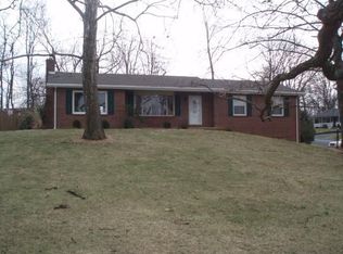 197 Simmons Rd, Mechanicsburg, PA 17055