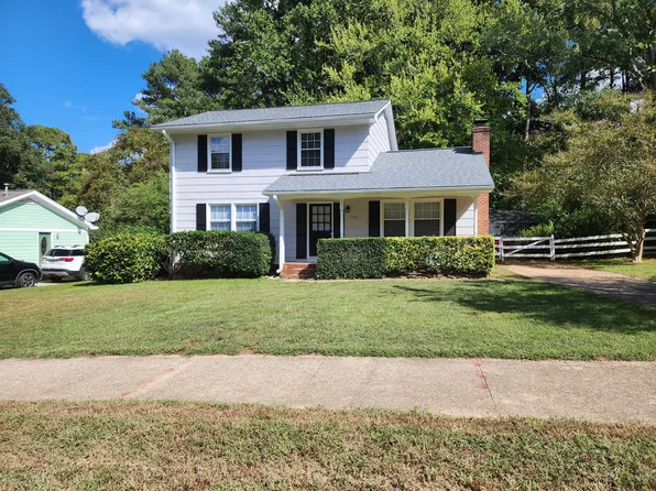 5936 N Hills Dr, Raleigh, NC 27609