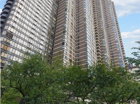 425 East 58th Street 28B image 13 of 13