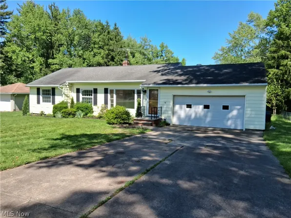 8363 Abbey Rd, North Royalton, OH 44133