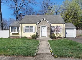 34 William St, Hamden, CT 06514