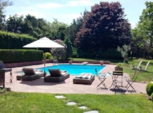 333 Flying Point Rd, Southampton, NY 11968