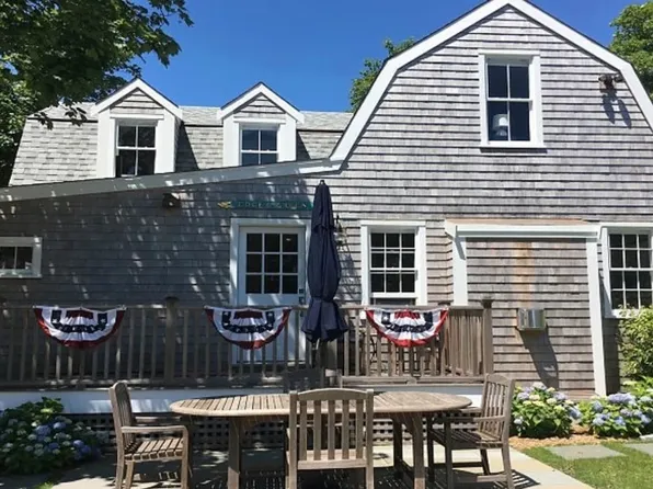 5 Green Ln, Nantucket, MA 02554