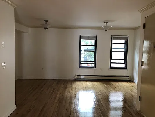 Rented by Space Real Estate | media 41