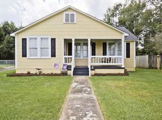 80 Lee St, Chickasaw, AL 36611