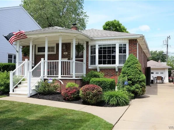 126 Thorncliff Rd, Buffalo, NY 14223