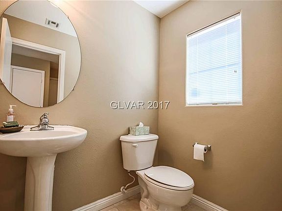 3rd image of 640 Quaint Acres Ave