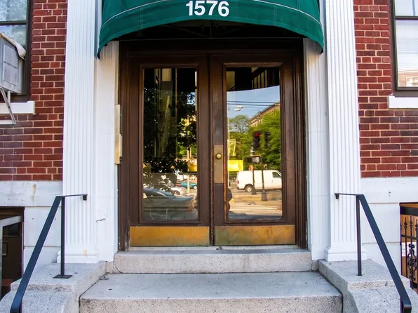 1576 Commonwealth Ave APT 8, Brighton, MA 02135