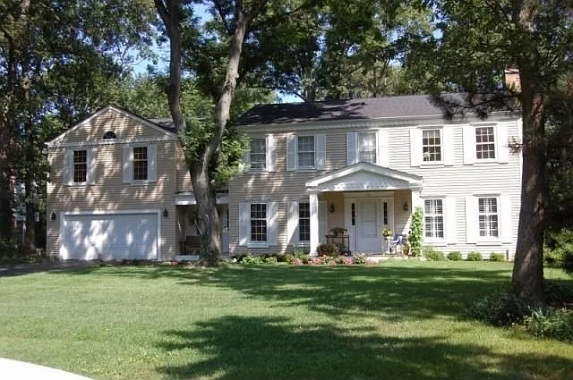 4 Reliance Ln photo 1