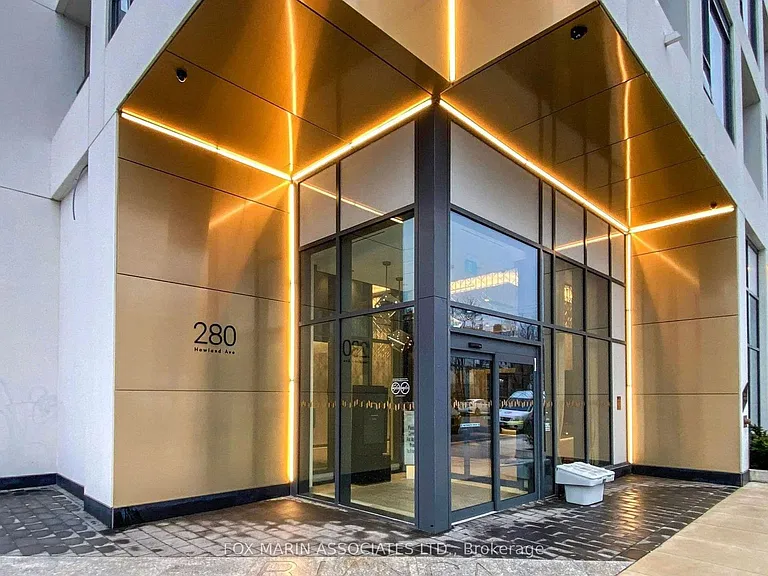 280 Howland Ave #Penthouse 30 — Photo 2