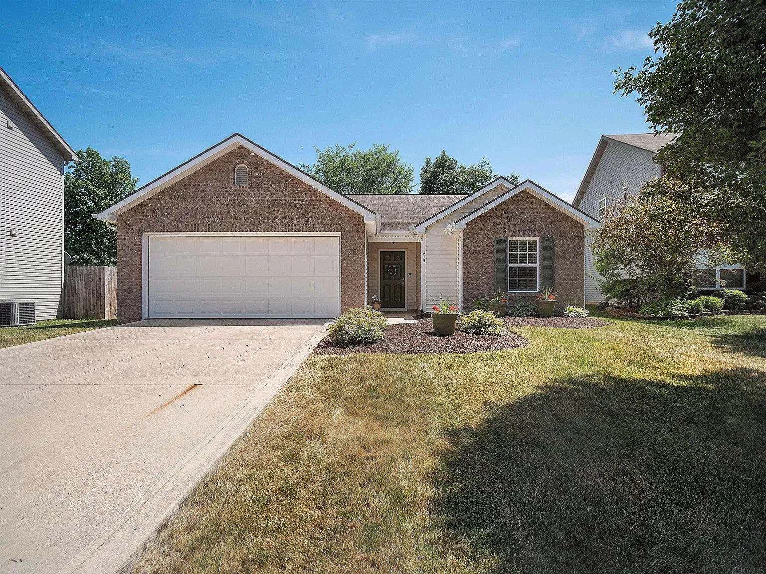 415 Treeline Cv photo 1
