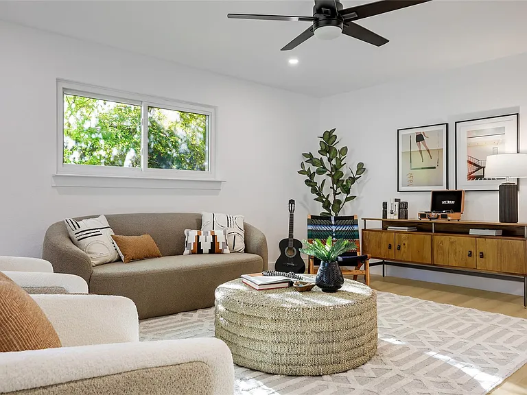 813 Cardiff Dr — Photo 6