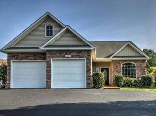 1217 Mountain View Rd, Vinton, VA 24179