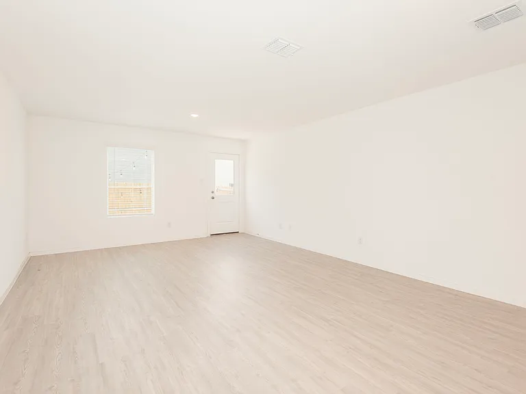 6804 Bramblewood Dr — Photo 7