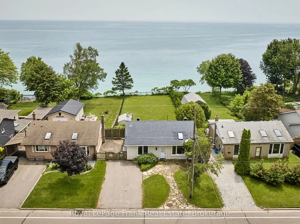 791 Stone St, Oshawa, ON L1J 1A4