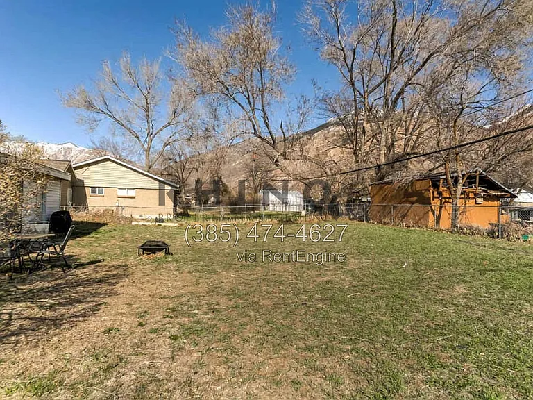617 E 925 N — Photo 12