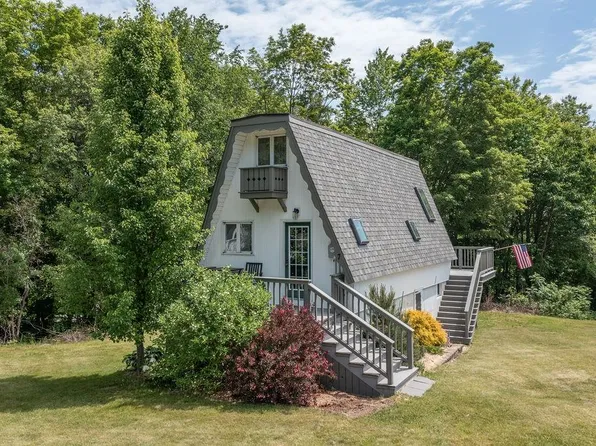 7 East Bluff Highlands, Meredith, NH 03253