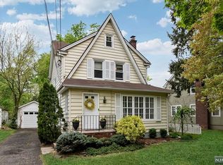 570 Shelton Rd, Ridgewood, NJ 07450