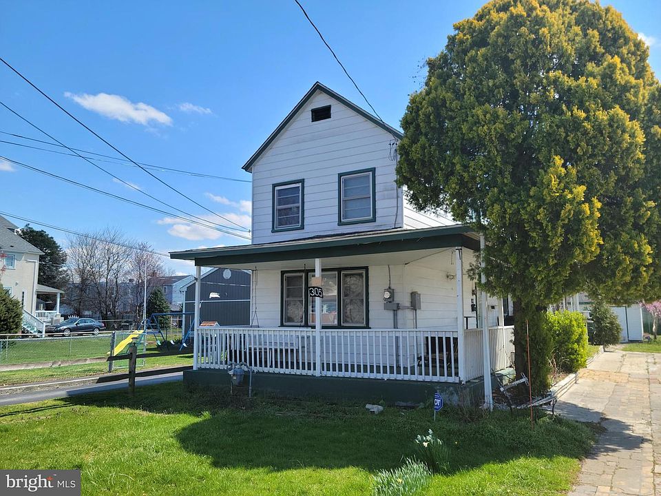 2nd image of 305 Seminole St