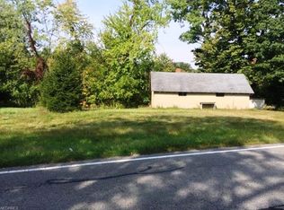 Lovers Ln, Warren, OH 44485