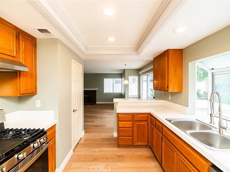 26732 Ashford — Photo 9
