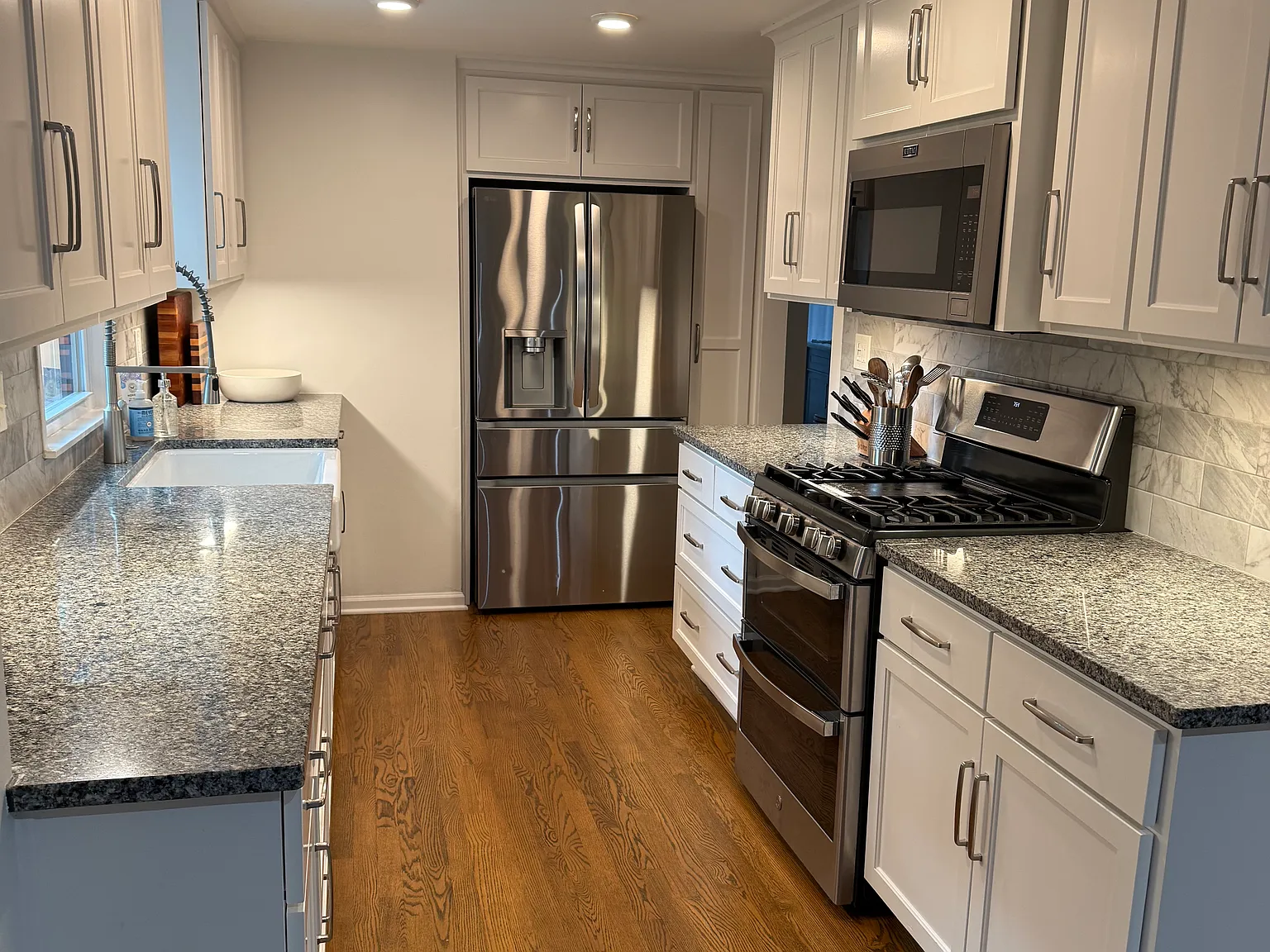 3 bed, 2.5 bath, 2080 sqft, $3,400 — Photo 4