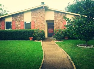 1405 Meandering Way, Garland, TX 75040