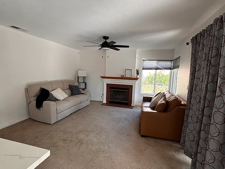 2209 Canyon Dr — Photo 6